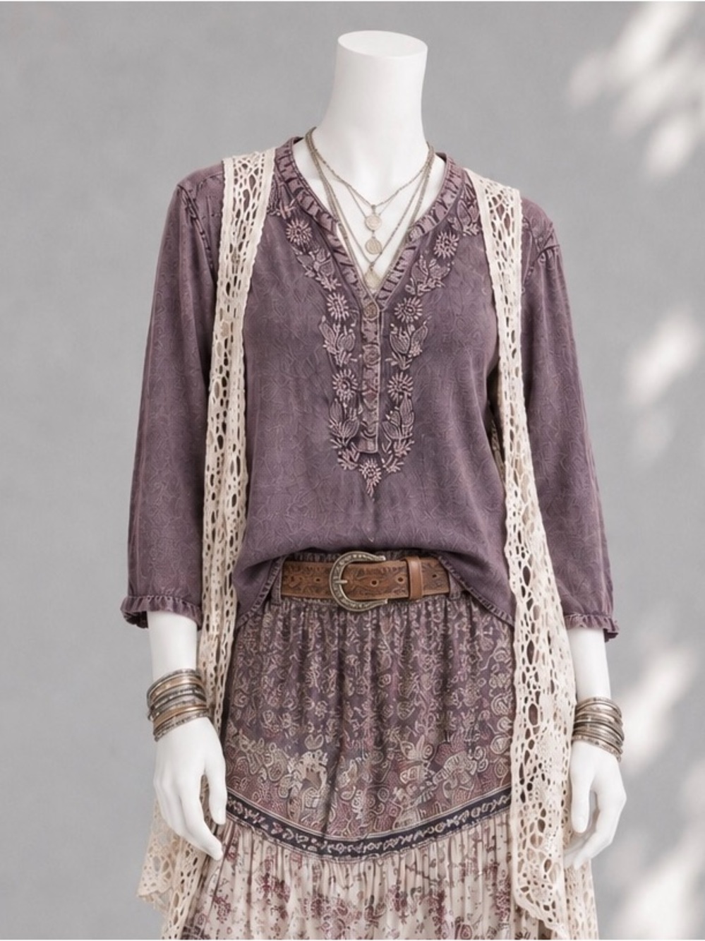 Chic Connection Boho Whimsigoth Blouse 1X Purple Embroidered Floral Top